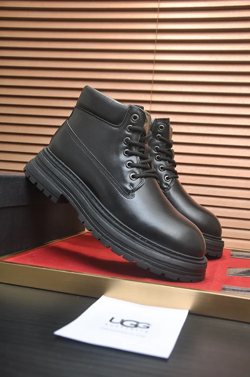 Men's shoes 💰680💶【UGG】(full genuine wool lining) Please pay attention to the quality of the original order and compare the thickness of the wool 🏮🏮Hot style Martin boots from Australia's warm luxury brand men's shoes, official website synchronization, Beckham men's style..., made of imported top-layer waxed cowhide, waxed toe box, Australian real wool velvet lining Carefully sewn...Imported rubber Martin boots outsole (comfortable, soft and wear-resistant). I really like the quality...Exquisite workmanship, you can't put it down once you see it. Code number 39-44
